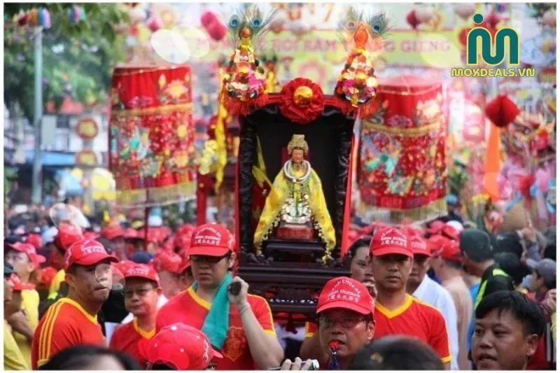 Hướng dẫn tham quan và trải nghiệm tại Đền thờ Bà Thiên Hậu